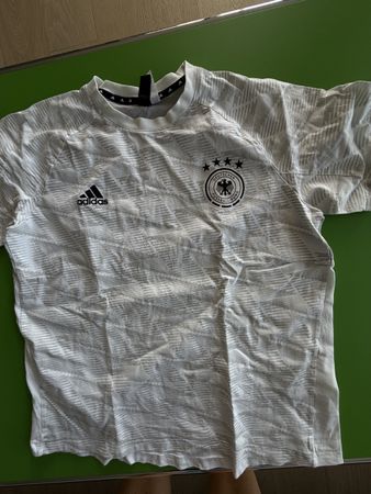 Adidas Fussball Deutschland Grösse L sehr guter Zustand