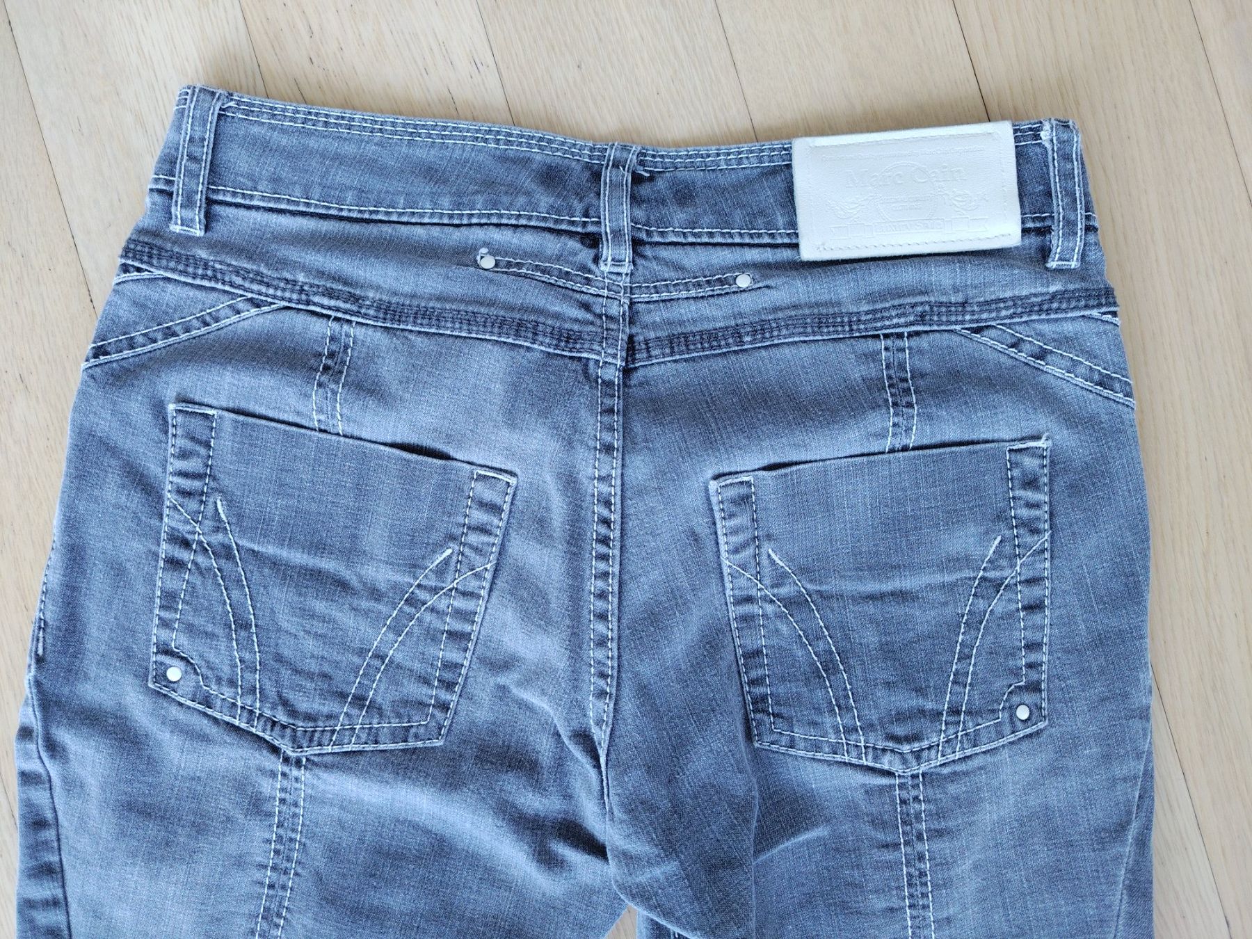Marc Cain Jeans: Marc Cain Capri Jeans Light Grey Size N1 – Usato da Buchrain venduto da QueenyHE51 1