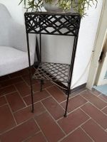 Metallständer - 72 cm hoch, 29 cm breit, viereckig