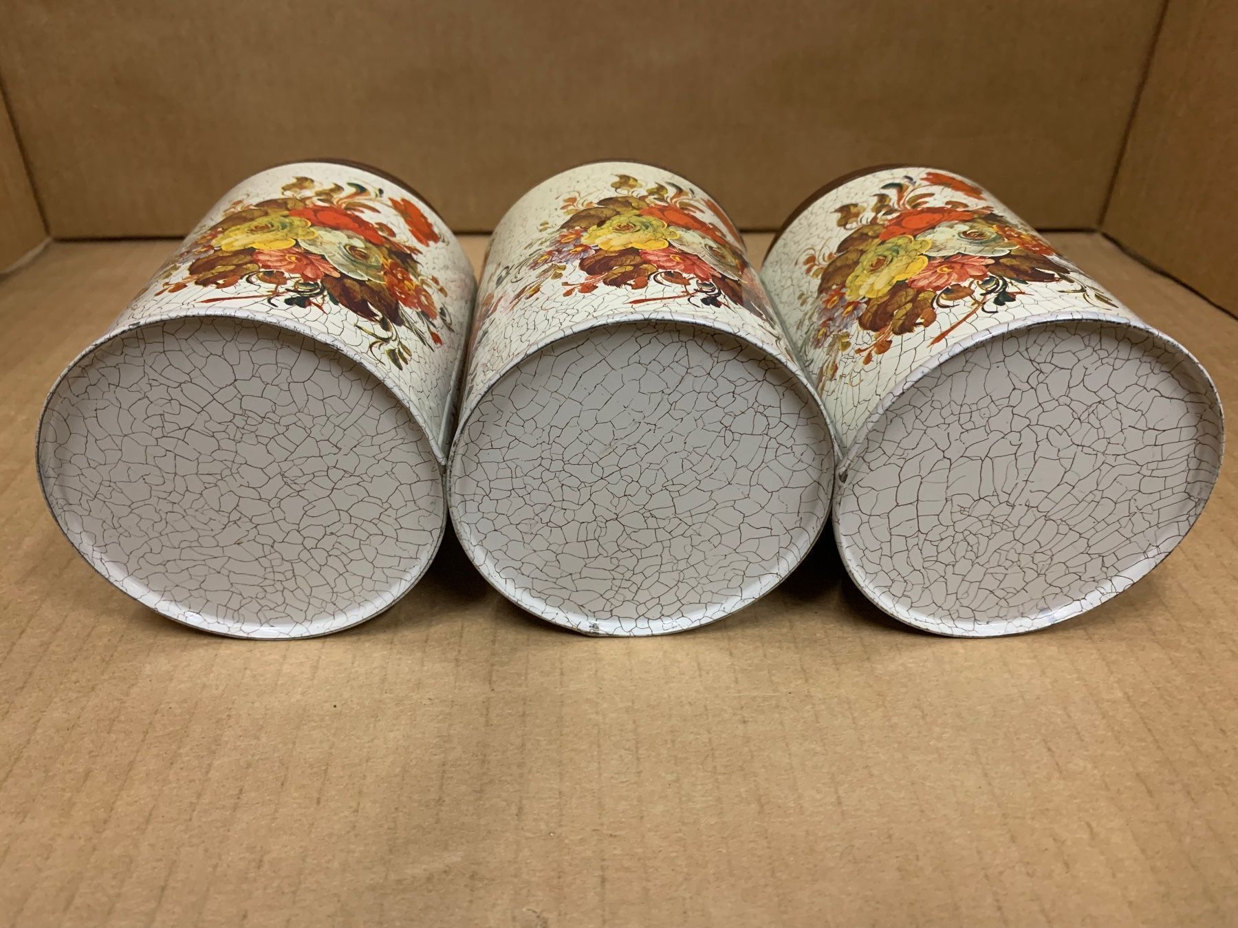 Tutte le decorazioni: Drei Dosen – Usato da Eschlikon TG venduto da ArtRec 4