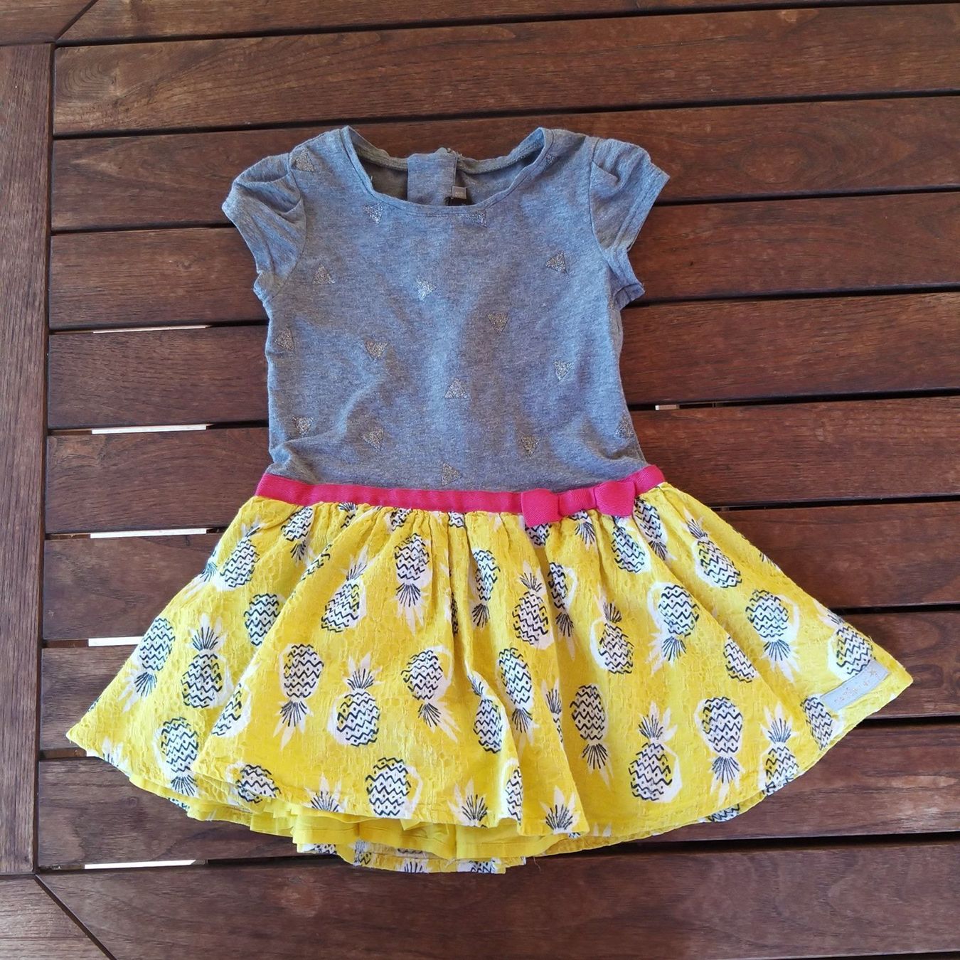 Catimini Vestiti & Gonne: Robe Catimini motif Ananas, gris/jaune/rose – Nuovo (secondo la descrizione) da Onnens VD venduto da Bleuet06