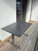 Table de balcon/jardin avec chaises