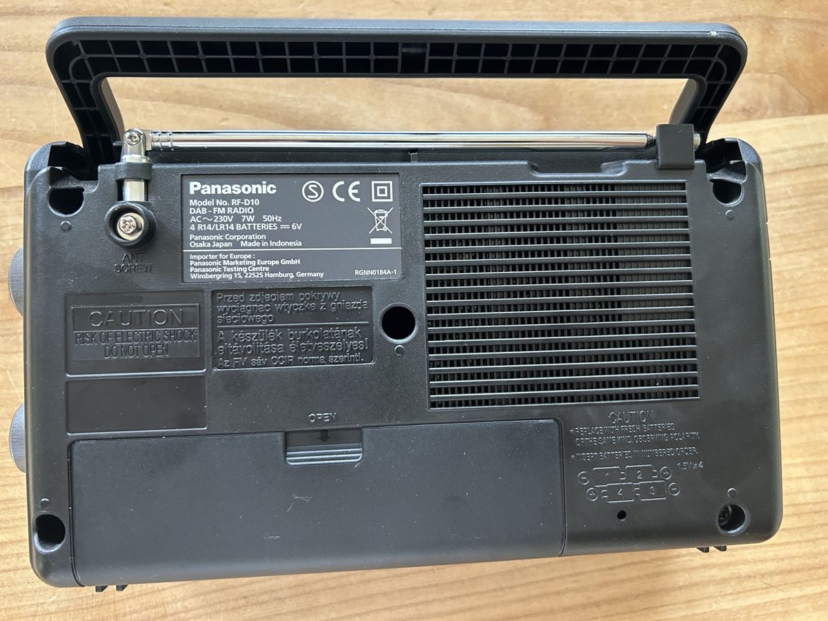 Panasonic Radio: Panasonic RF-D10 DAB FM Radio – Usato da Gais venduto da milou091 4