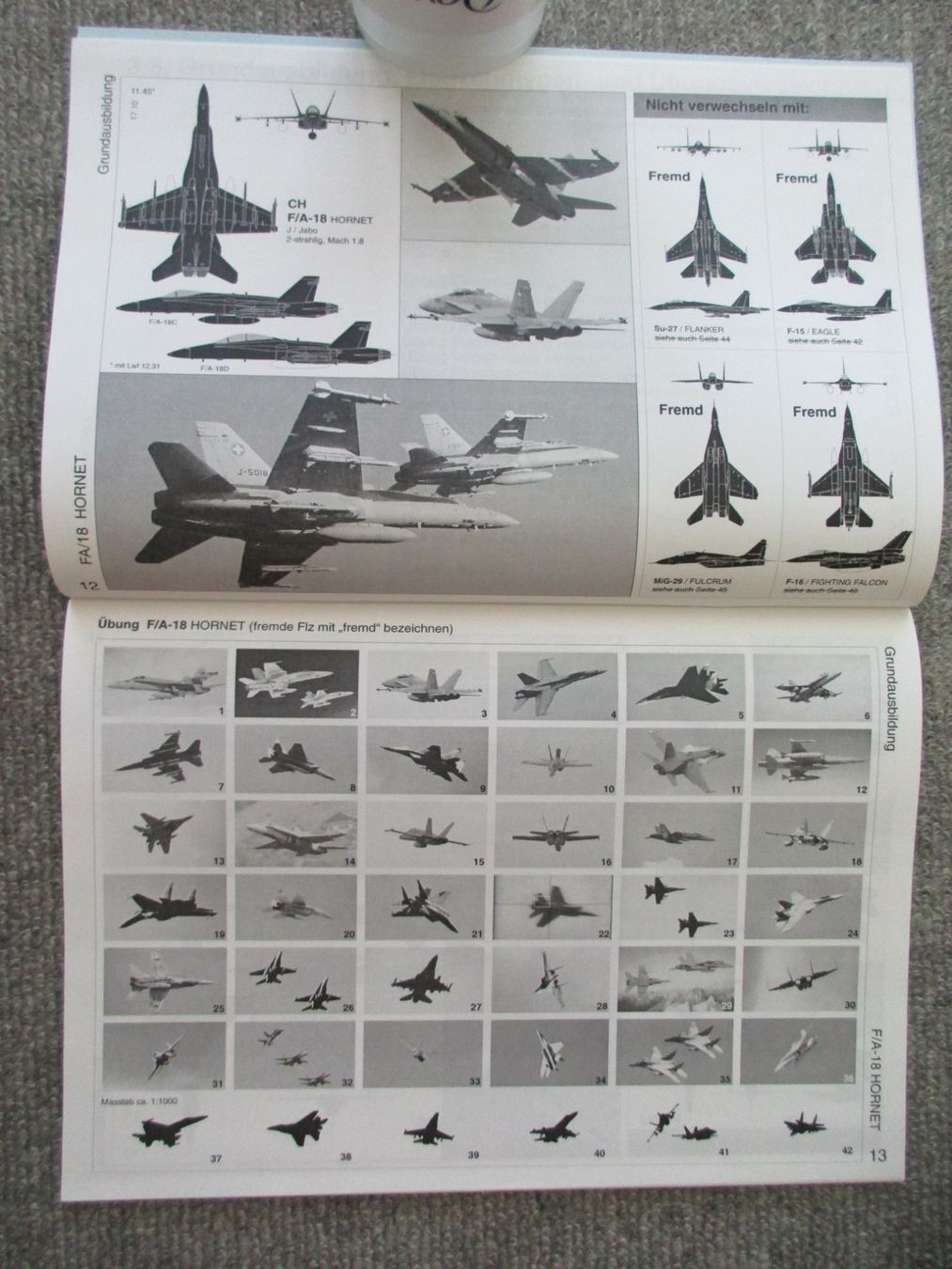 Libri: Reglement der Schweizer-Armee "FLUGZEUGERKENNUNG" Neuwertig – Usato da Schafisheim venduto da reno007 3