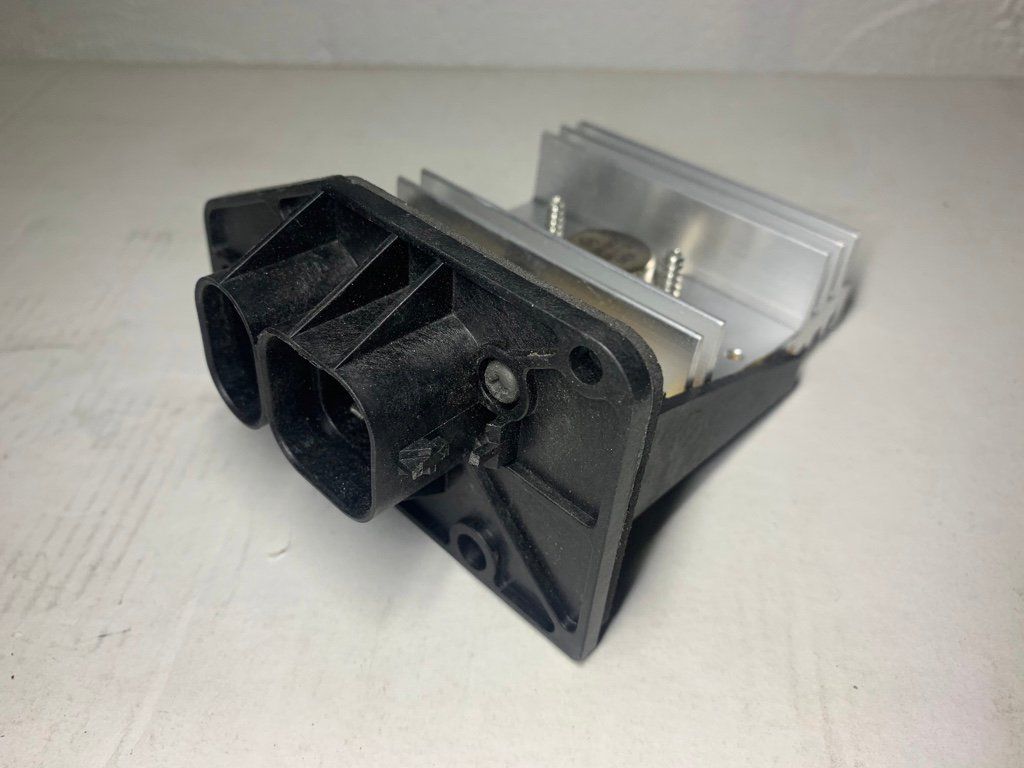 Toutes les pièces auto: Lüfter Control Modul Buick Cadillac Olds – Neuf avec emballage d'origine à Stetten AG par klappag 1