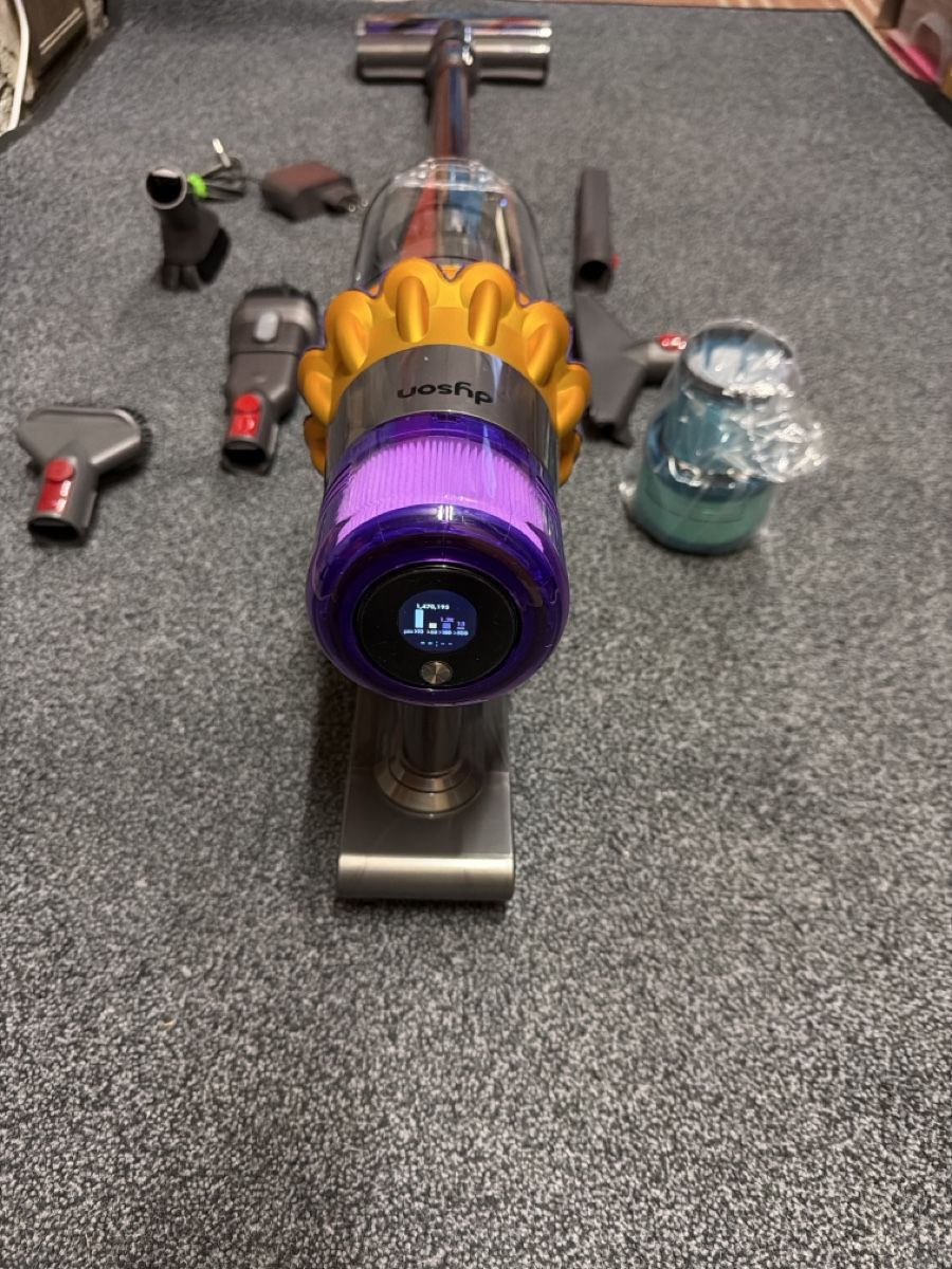 Dyson Aspirapolveri & Accessori: Dyson v15 Detect Absolute  – Usato da Landquart venduto da Nnf007 1