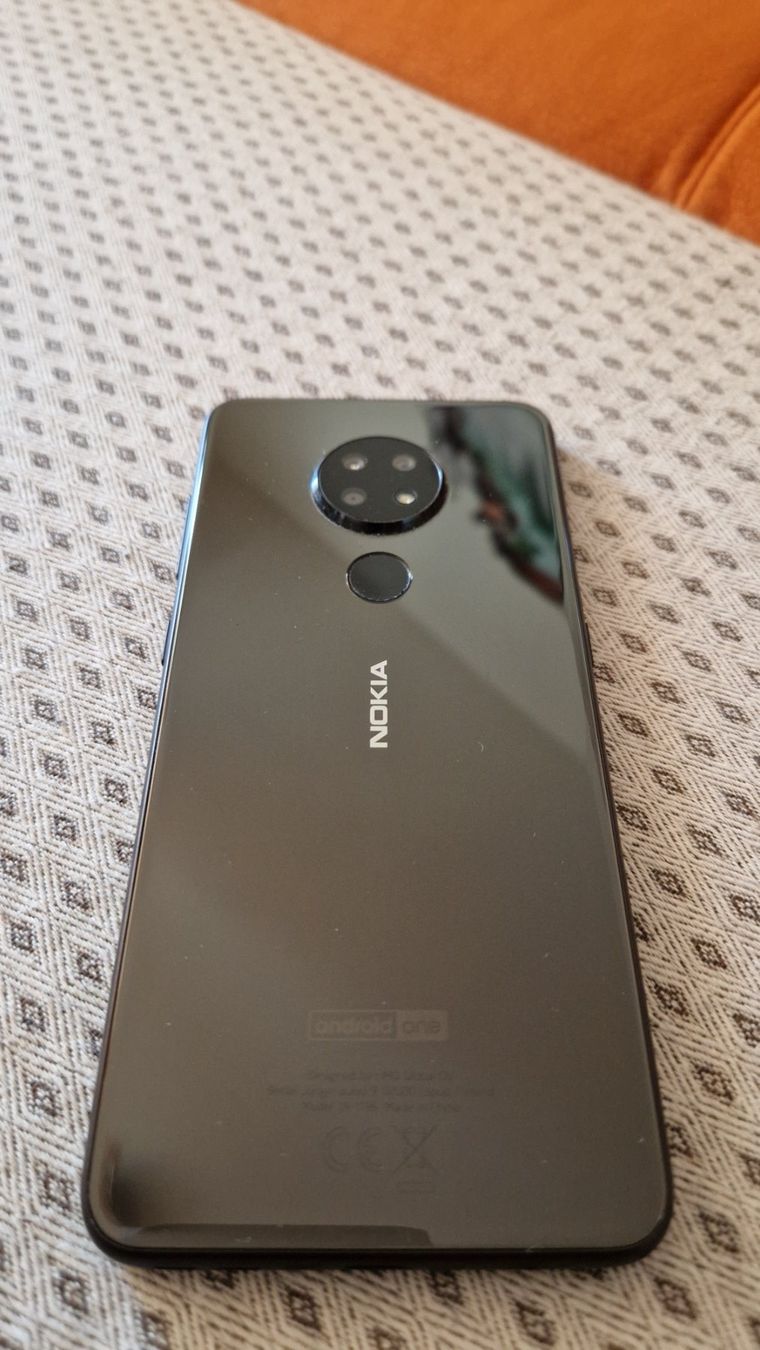 Nokia Telefoni cellulari / Smartphones: Nokia Smartphone - Top Zustand - Android ONE - Schwarz – Usato da Kerns venduto da dreamer8381 1
