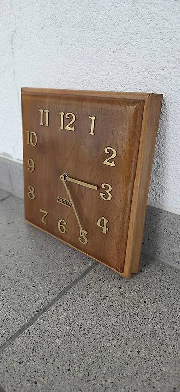 Orologi: Holzuhr – Usato da Pfaffnau venduto da Hawaiano 1