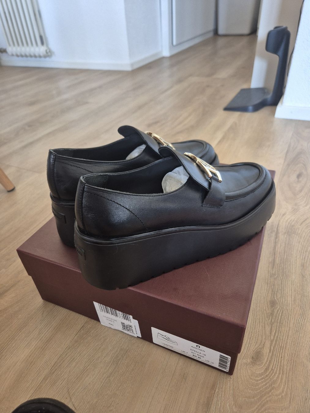 Scarpe da donna: Aigner Stella 18 Platform loafers – Usato da Bern venduto da des_7cqy 2