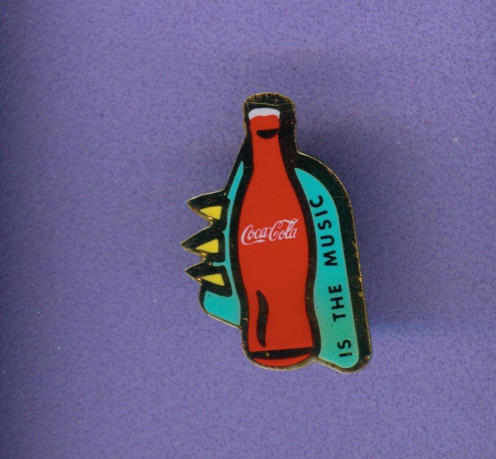 Coca-Cola Placchette & Badge: Coca Cola  IS THE MUSIC – Usato da Winterthur venduto da Sammleroase