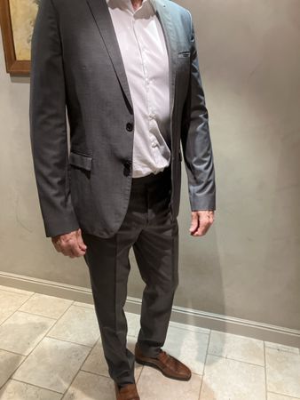 Hugo Boss Anzug, Grau, Grösse 102 (42L) - Top Zustand!