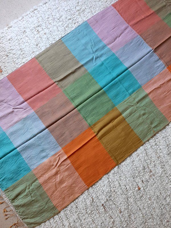 Foulards, Tücher & Schals: Leichter Schal mehrfarbig – Gebraucht aus Winterthur von Knikita