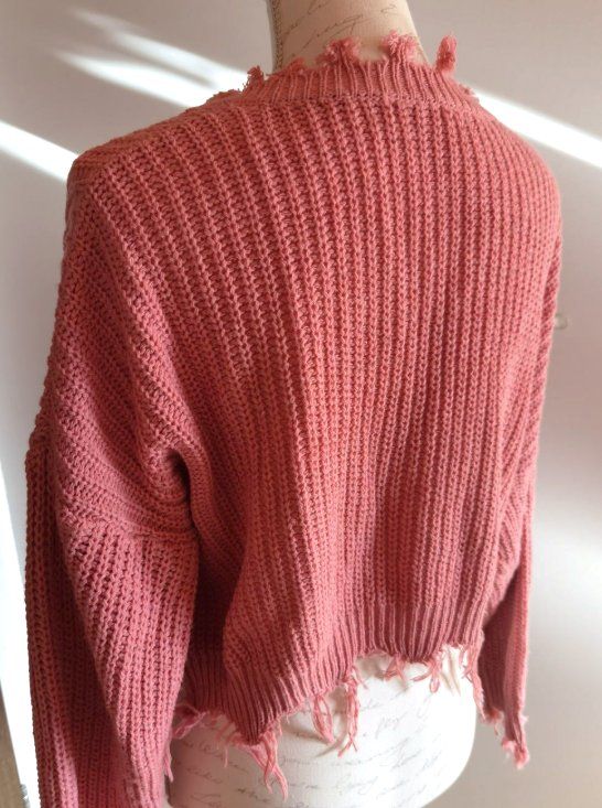 Pulls & Sweat-shirts: Grobstrick Pullover Grösse S Frühling – D'occasion à Meikirch par Hilfe_Waisentiere 3