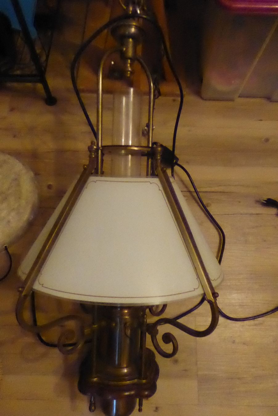 Lampade: Sehr schöne Alte Lampe – Usato da Sargans venduto da Benziner 1