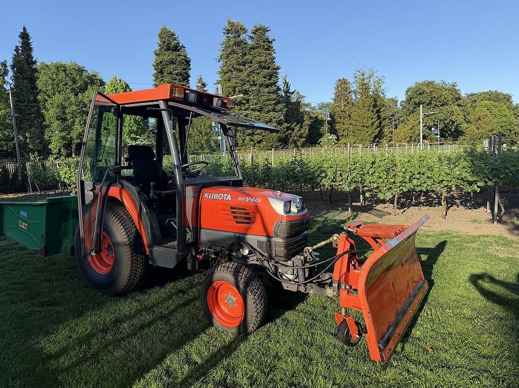 Kubota Trattori: Kubota STV 40 – Usato da Kaiserstuhl AG venduto da Natalinka