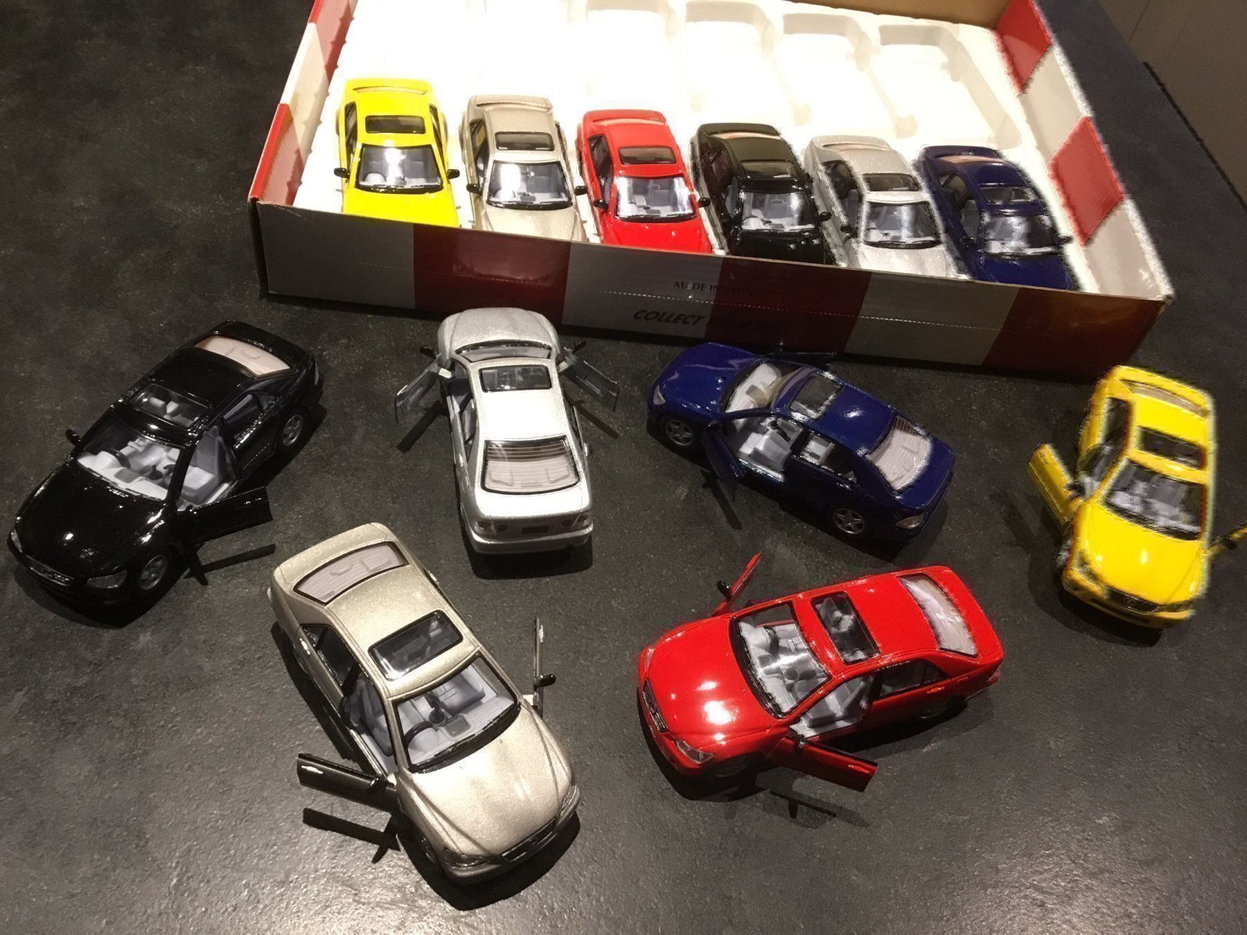 Modellini d'auto: Autos 12 Stück – Nuovo e nell'imballaggio originale da Erlenbach im Simmental venduto da Model_box 8