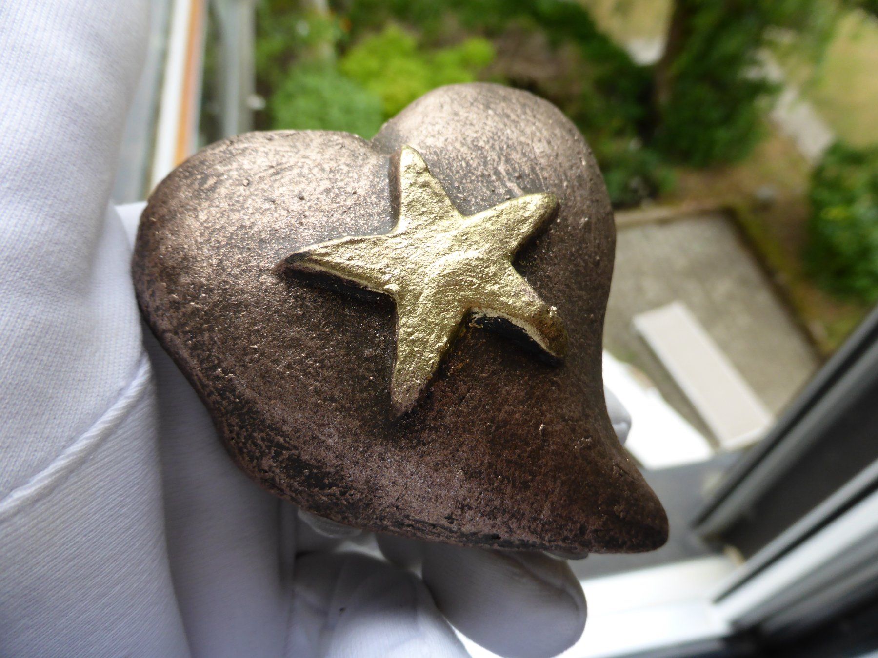 Tutte le decorazioni: MINI URNE HERZ MIT STERN - BRONCE MIT GOLD - FABRIKNEU – Nuovo e nell'imballaggio originale da Reinach AG venduto da pussi100 2