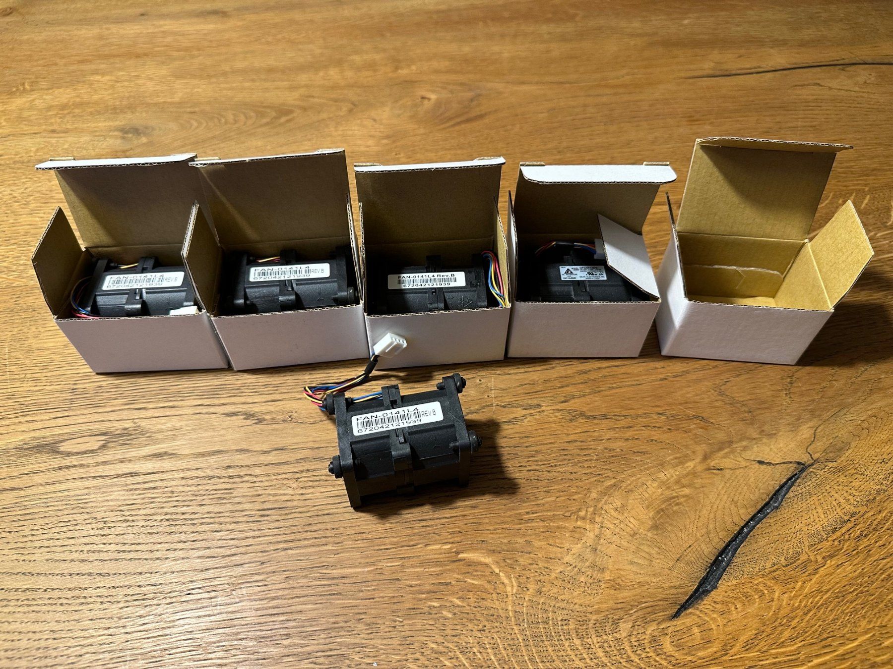Componenti elettronici: Supermicro FAN-0141L4 Lüfter 5x – Usato da Zürich venduto da thw_bp9v