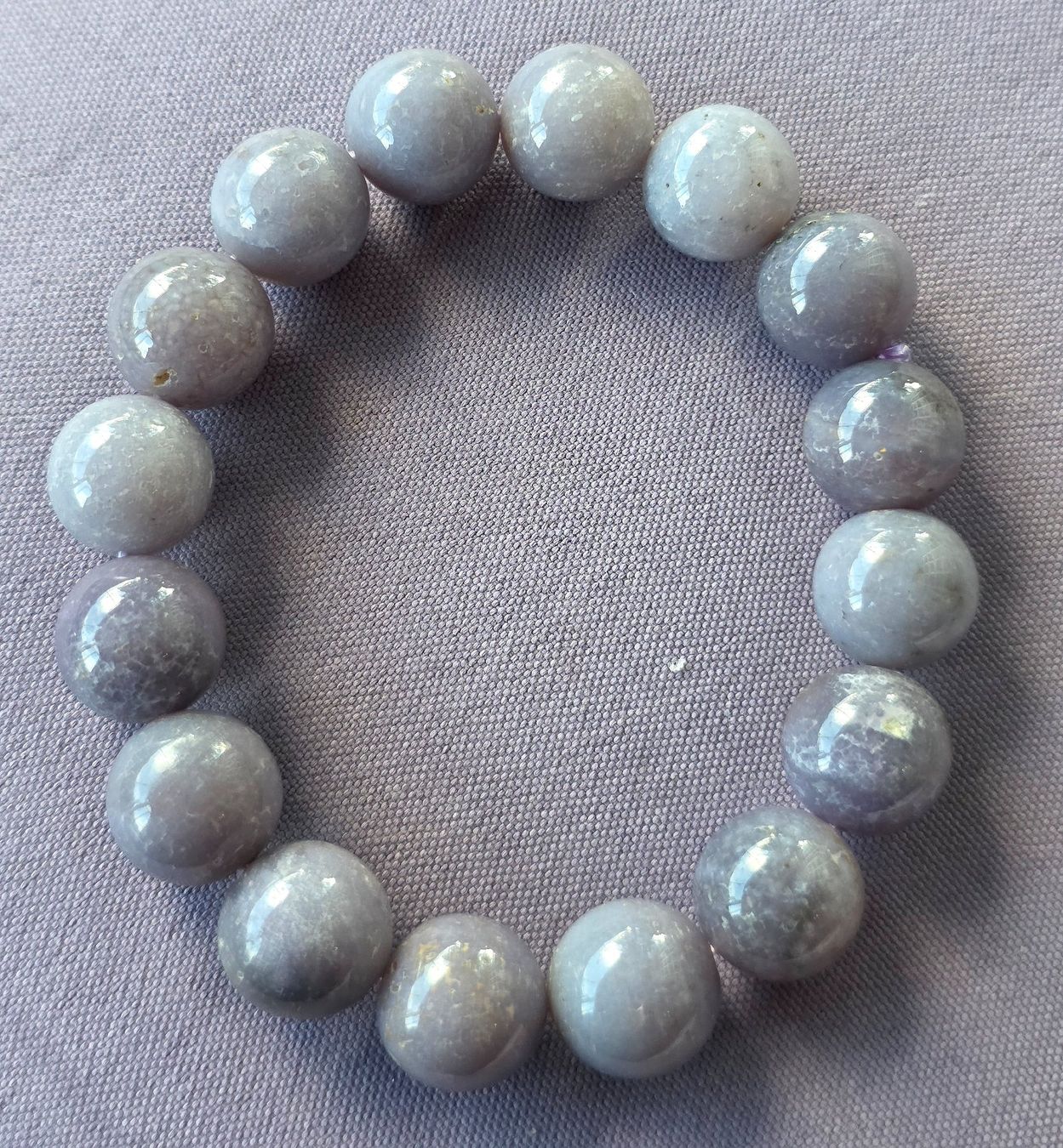 Mineralien & Heilsteine: Traubenachat Armband 💜✨ – Neu und originalverpackt aus Matzingen von Shay_Crystalz