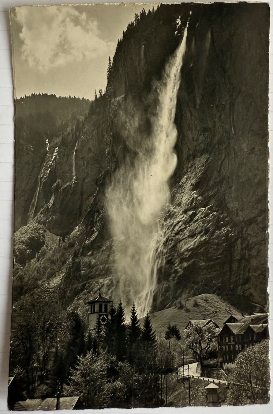 Cartoline postali: LAUTERBRUNNEN - Staubbachfall 1949 – Usato da Lutry venduto da Ediego