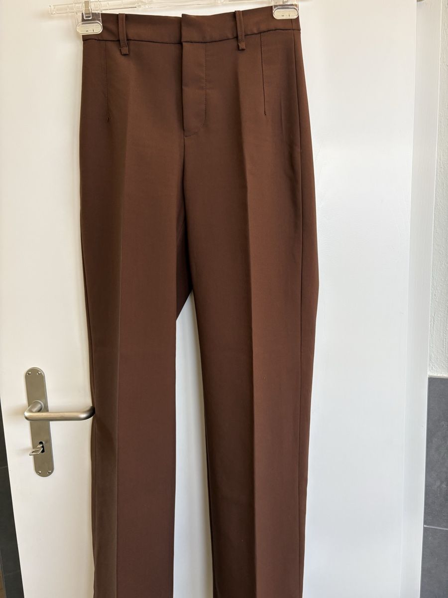 Mango Pantaloni: Braune Mango Hose, Grösse 32 – Usato da Dulliken venduto da gab_jdr2