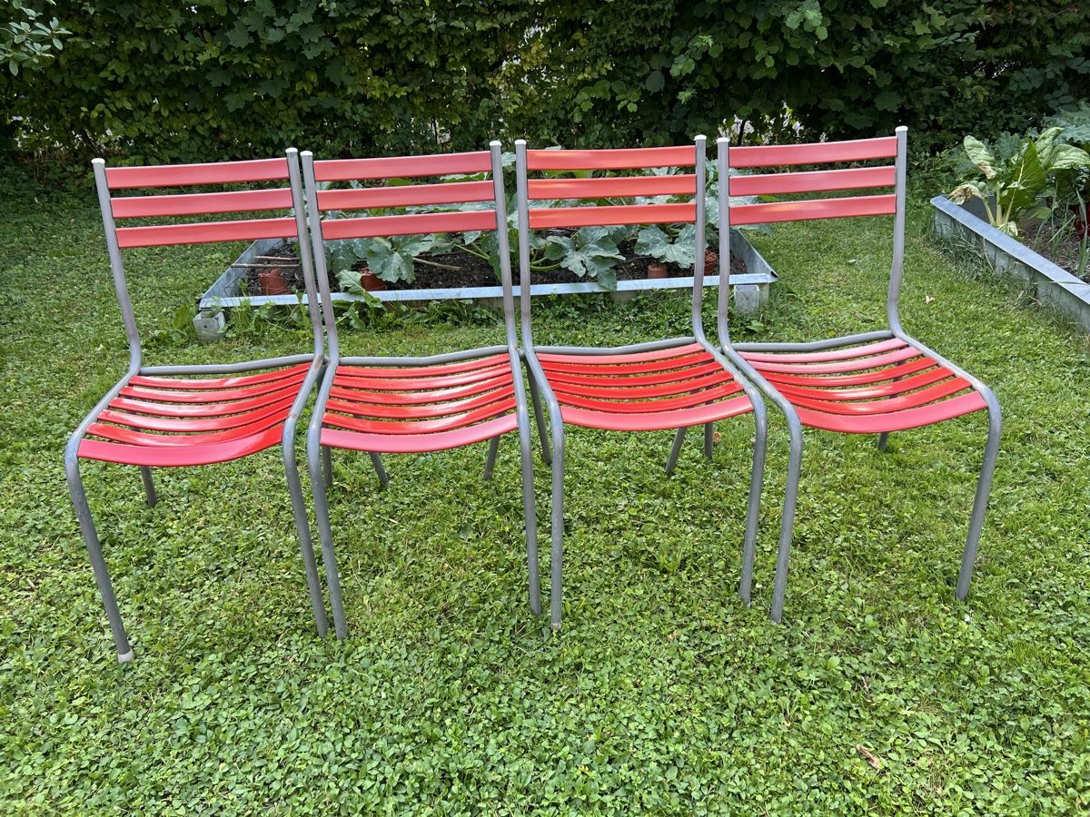 Sedie: Rote Gartenstühle 4er Set – Usato da Zürich venduto da bernhard.jaeggi