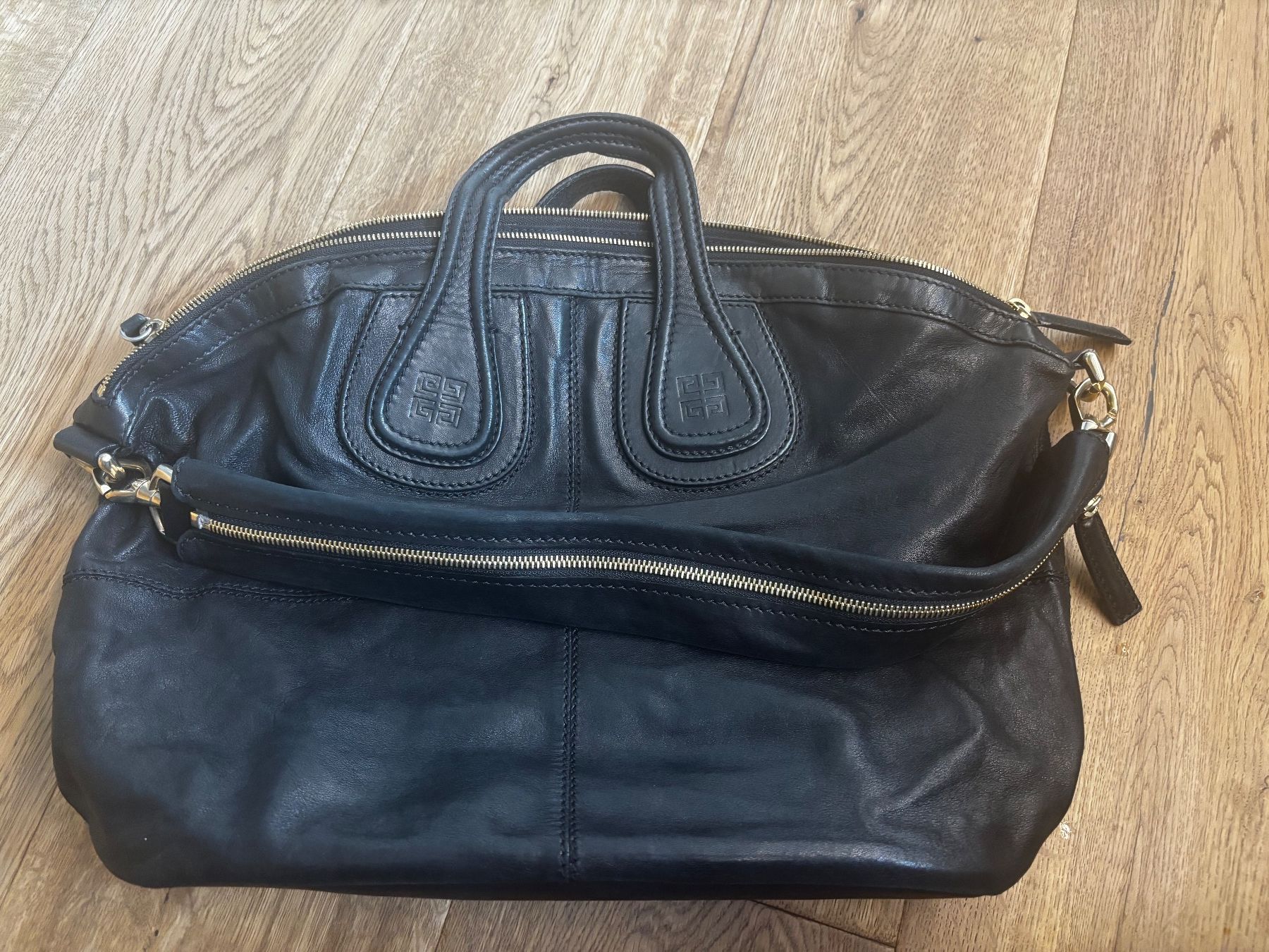 Givenchy Borse da donna: Givenchy Nightingale zu verkaufen – Usato da Wald AR venduto da dom_m2wr 2