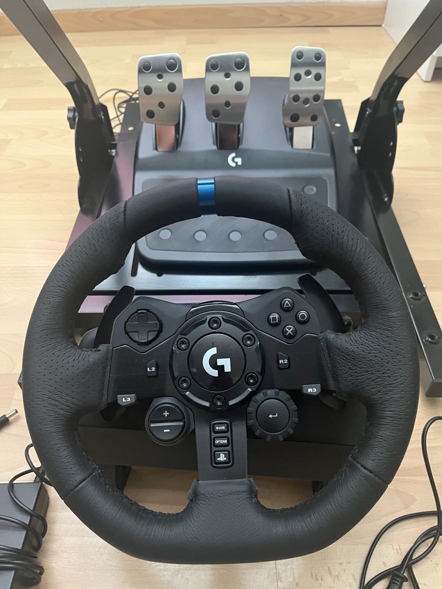 Logitech Controller: Logitech G923 Lenkrad mit Pedale und Wheelstand – Nuovo (secondo la descrizione) da Oppligen venduto da pasmue77 1