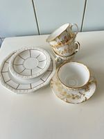 Vintage Gold Deco 4 Tassen, +2 kleine und zwei Dessertteller