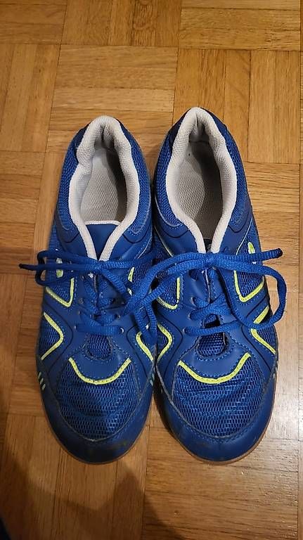 Scarpe per ragazze: Hallenturnschuhe Gr. 39 – Usato da Rorschacherberg venduto da Maku007