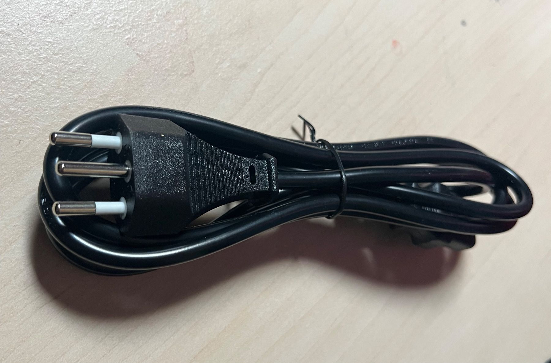 Cavi: Câble d’alimentation C13-T12 – Nuovo (secondo la descrizione) da Dombresson venduto da joe_7p65 2