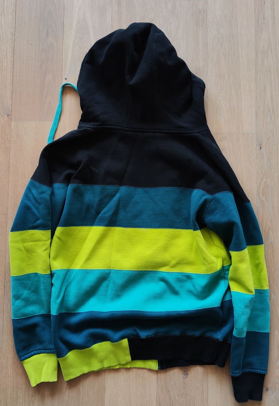 Armada Pulls & Sweat-shirts: Sweatjacke Armada – D'occasion à Zuchwil par KohlaMagic 1