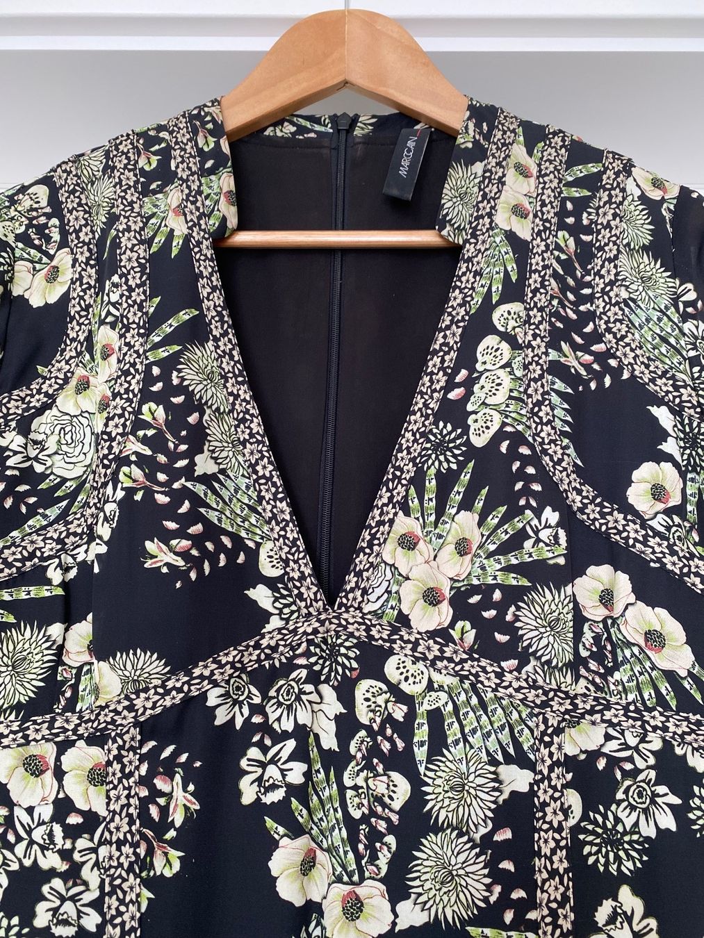 Marc Cain Vestiti: Marc Cain Kleid Gr.6 LP 389.- – Usato da Buchs-ZH venduto da Frauenkleidermarkt 2
