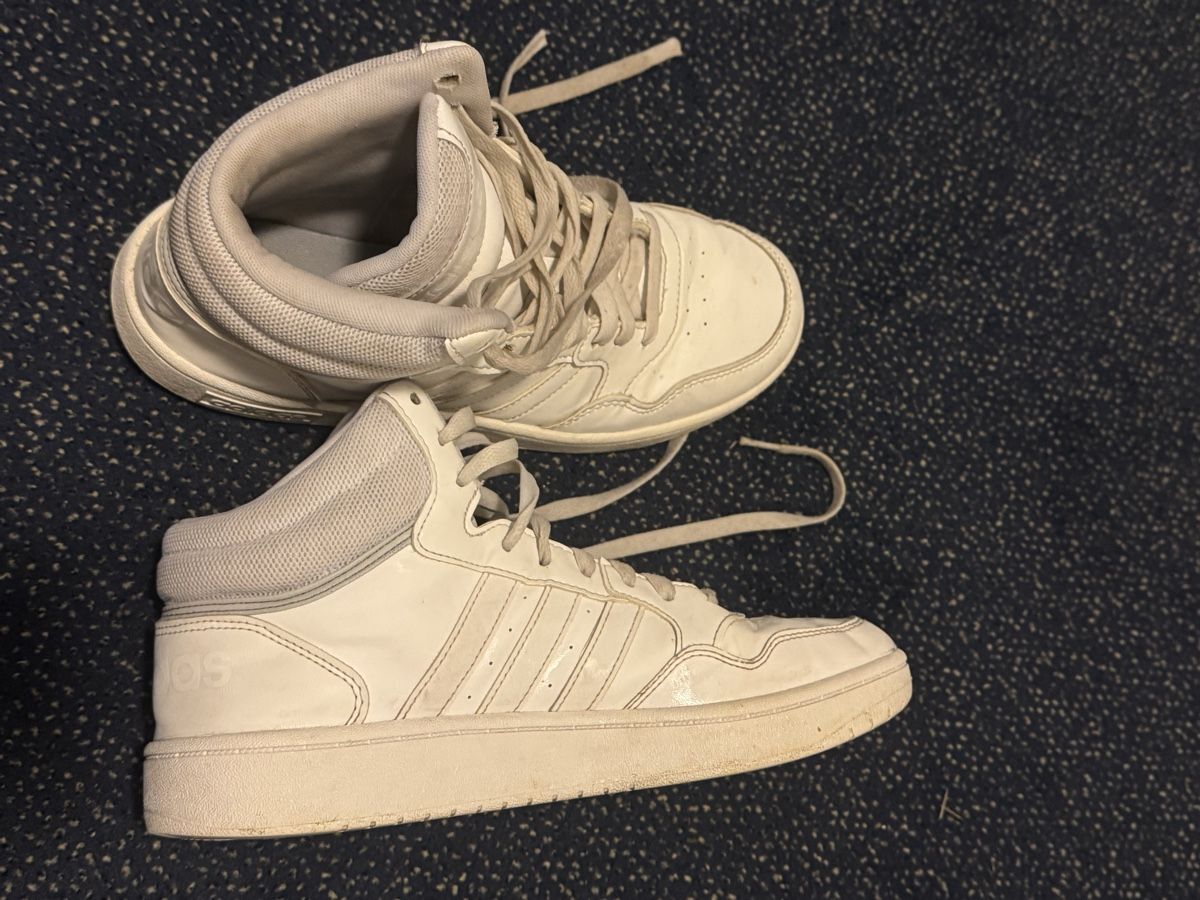Adidas Scarpe da uomo: Adidas Hoops 3.0 Mid Triple White – Usato da Wildegg venduto da Myexlv 3