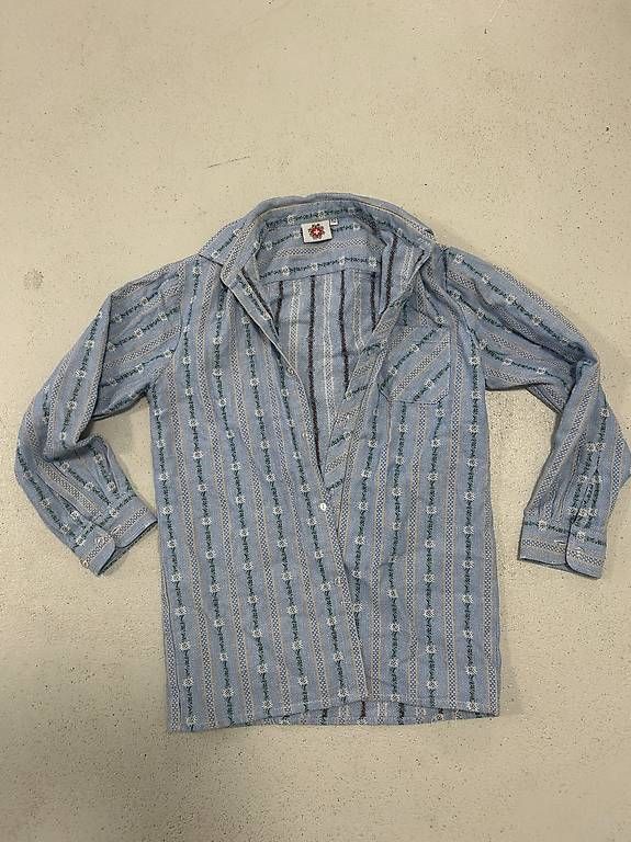 Hemden, T-Shirts & Polos: Schwingerhemd Gr. 152 – Gebraucht aus Thalheim an der Thur von Iselisberger