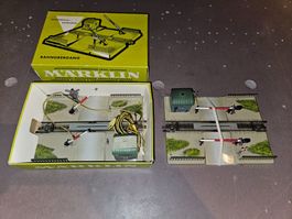 Märklin 2 7054 Bahnübergang  1 x mit  OVP
