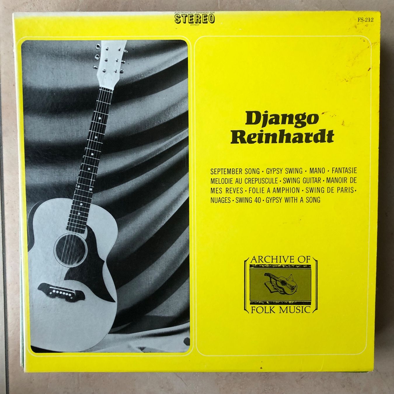 Schallplatten: Django Reinhardt – Gebraucht aus Thierachern von Dotilaso