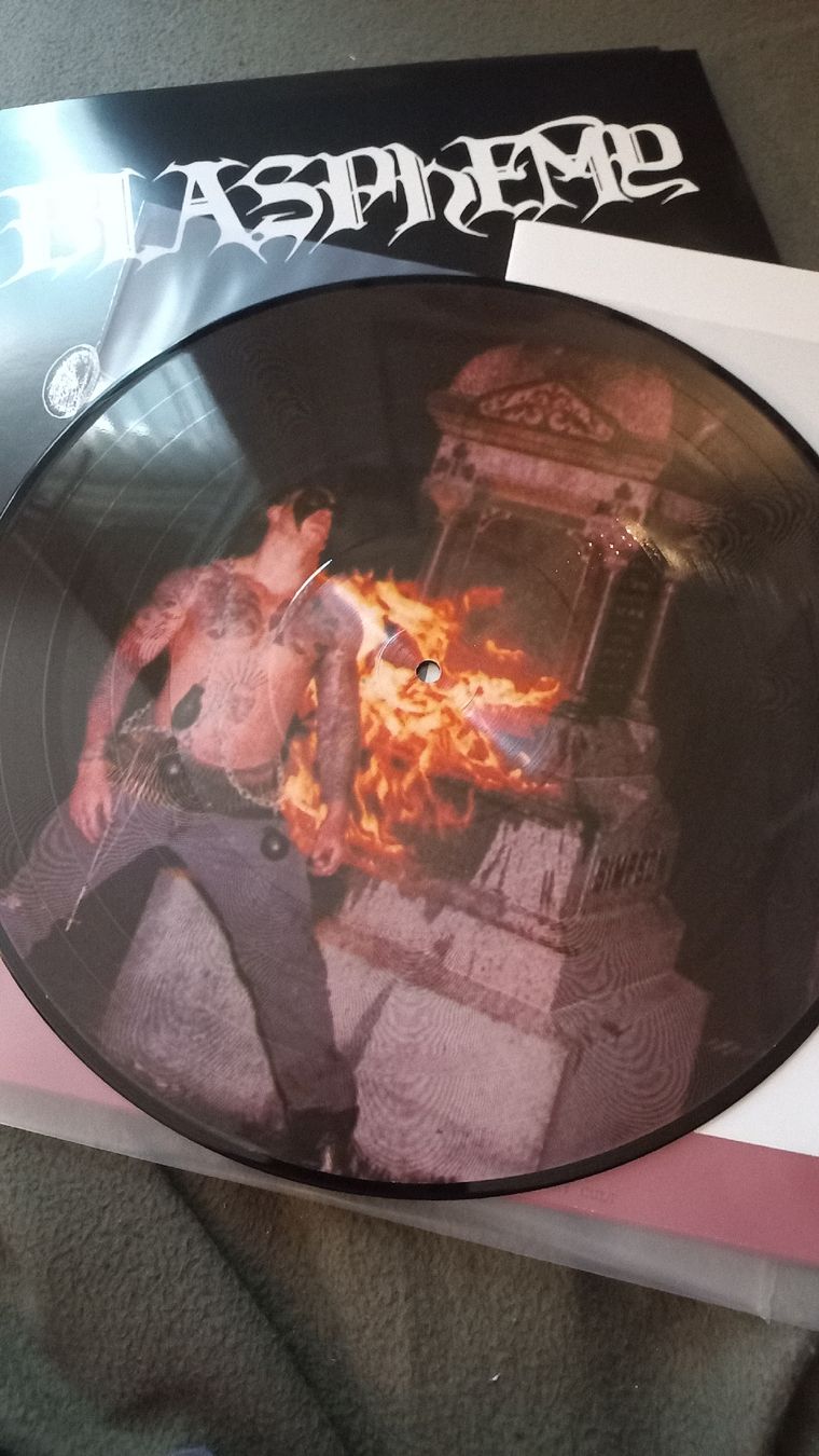 Dischi in vinile: Blasphemy - Fallen/BLACK WINDS - LP Picture Disc BLACK METAL – Usato da Olten venduto da Donatello1984 3