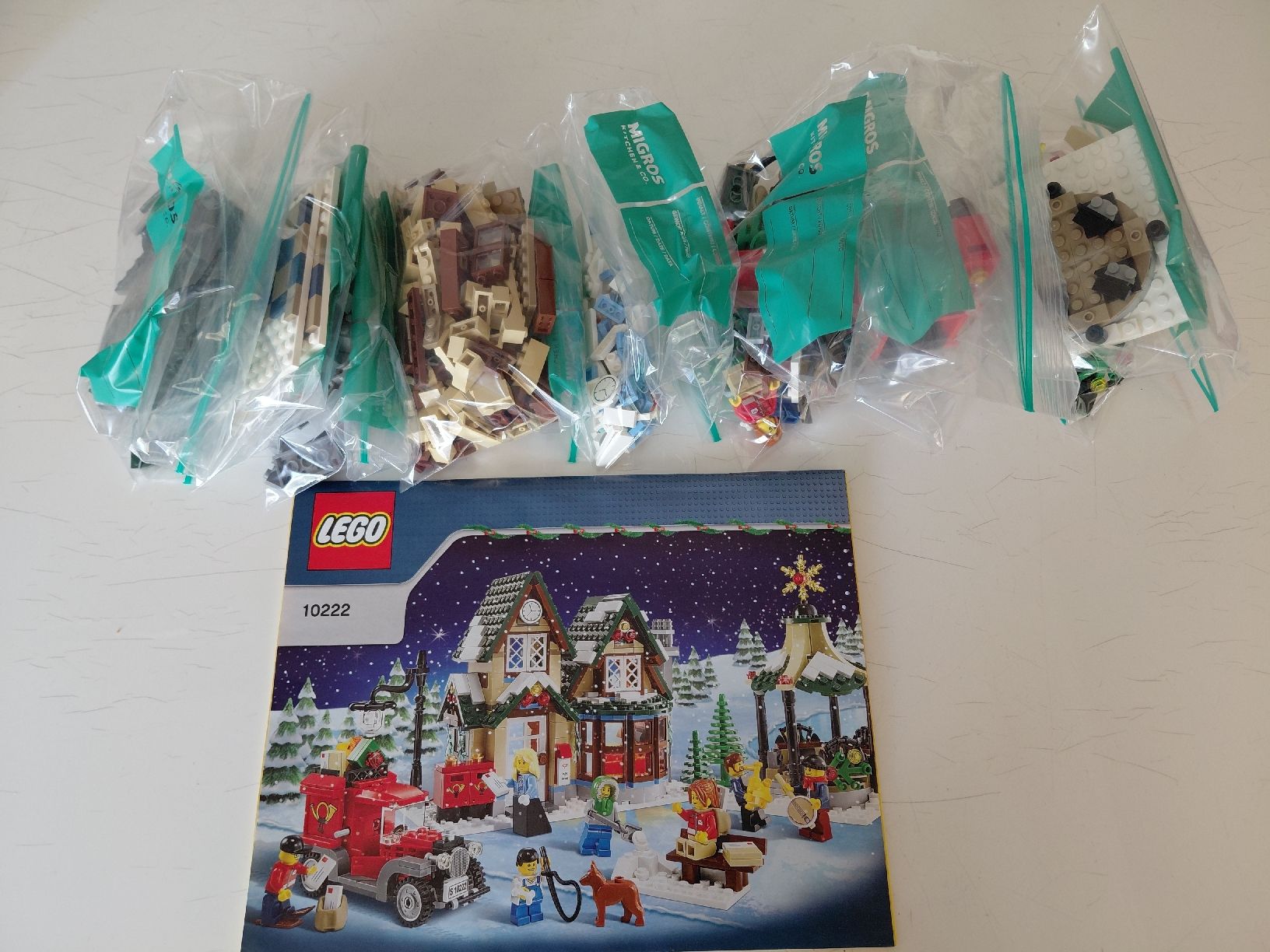 Lego Kit di costruzioni: lego 10222 Winterliches Postamt  – Usato da Allenwinden venduto da Muggi076 1