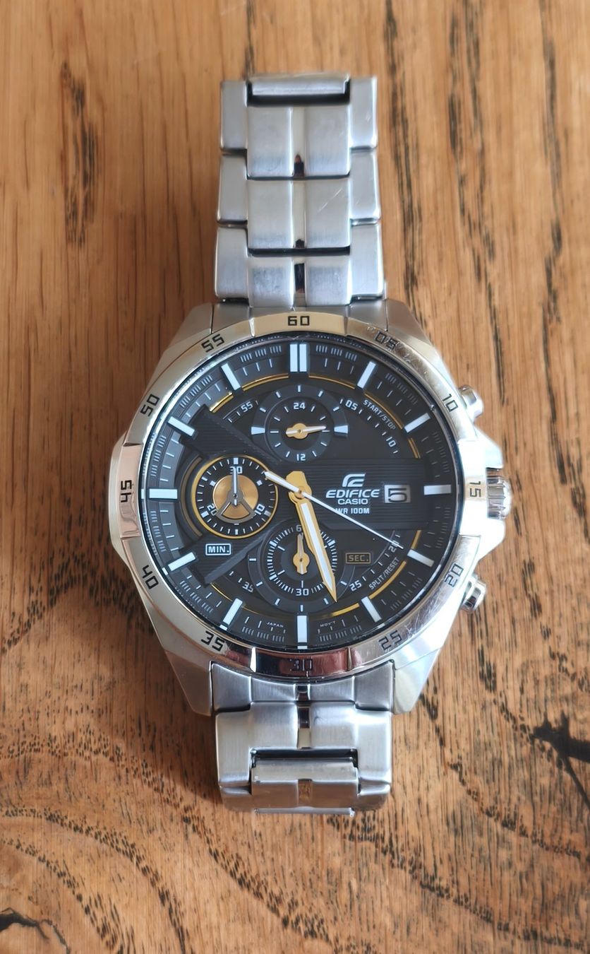 Edifice Montres: Casio Edifice EFR-556 Chronograph – D'occasion à Aarau par Blingo01 2