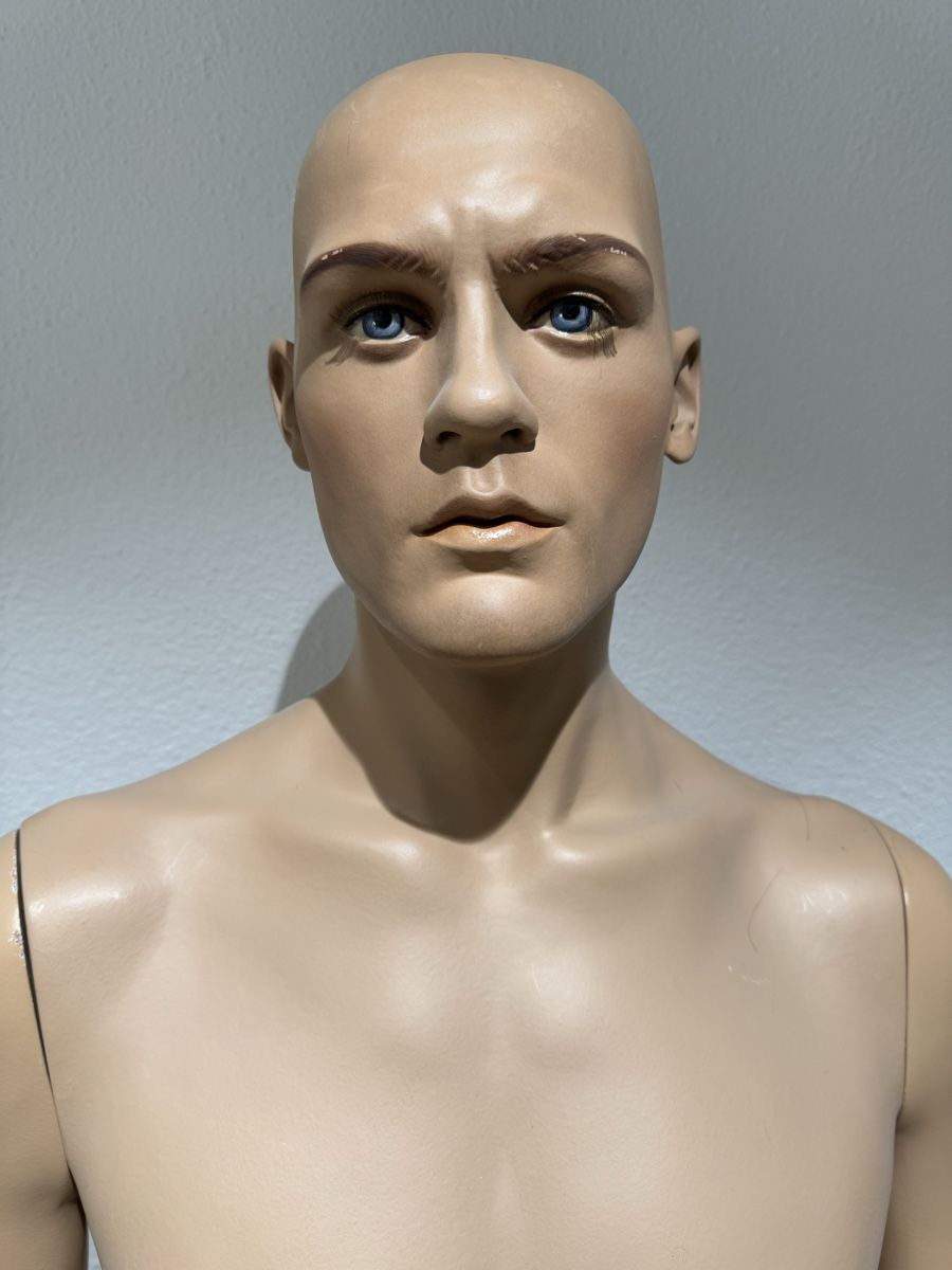 Autres décorations & accessoires: Adel Rootstein Schaufensterpuppe – D'occasion à Thalwil par mic_87cm 2