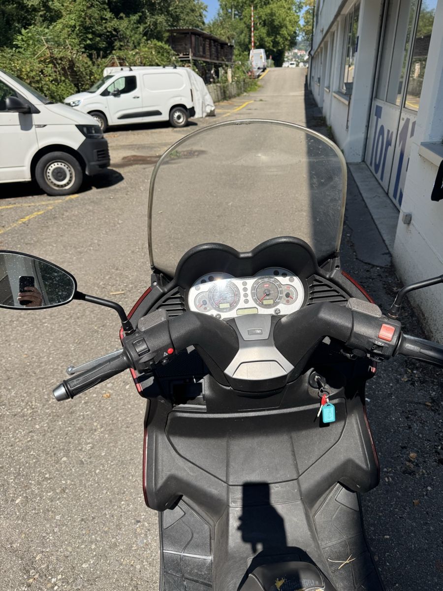 Aprilia Scooter: Aprilia Atlantic 500 – Usato da Adlikon b.Regensdf venduto da Auto1811 4