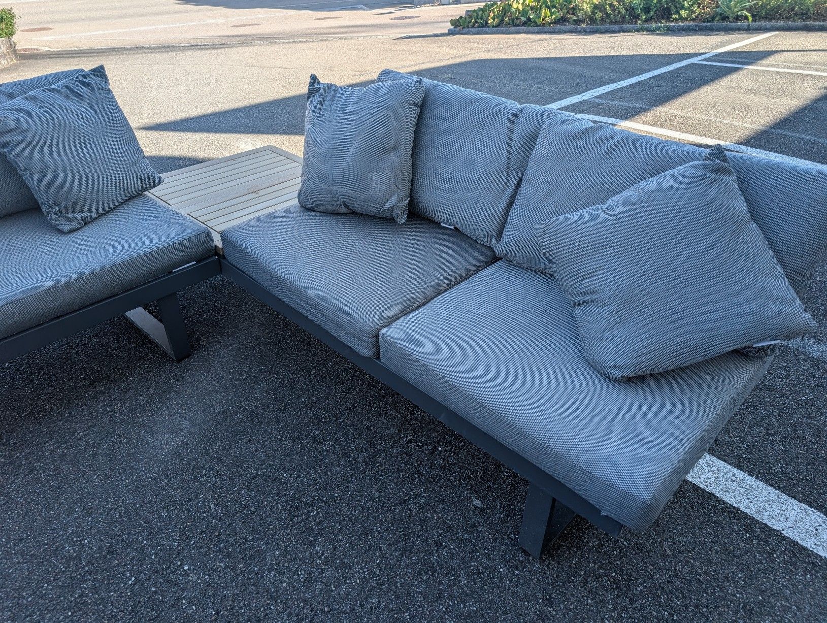 Sofas: Grosse Gartenlounge – Gebraucht aus Bubendorf von Dens2 7