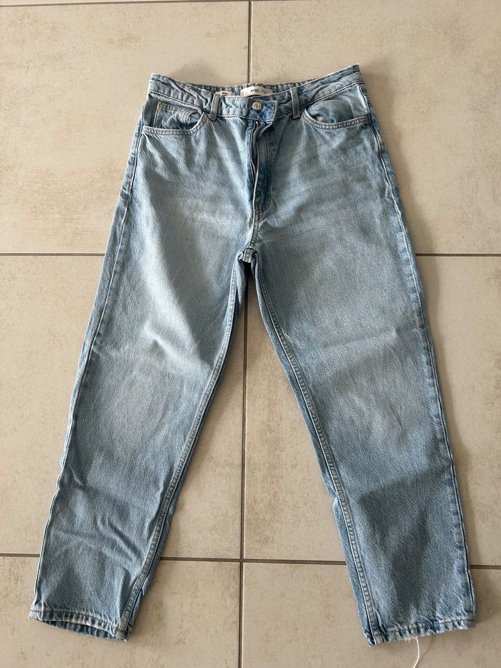 Mango Jeans: Jeans Mango Mom – Usato da Courrendlin venduto da loko2910
