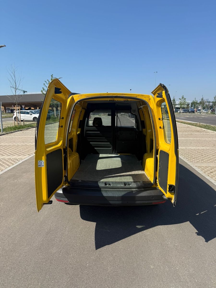VW Autos: VW Caddy Maxi 2.0tdi 4motion 97 800 km – Gebraucht aus Kloten von Mijo1401 5