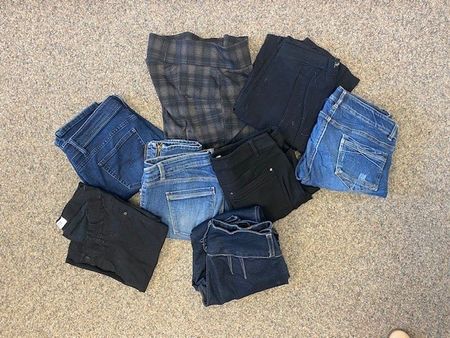 Hosenpaket: 8 Stück! Jeans, Stoffhosen, Grösse S/M