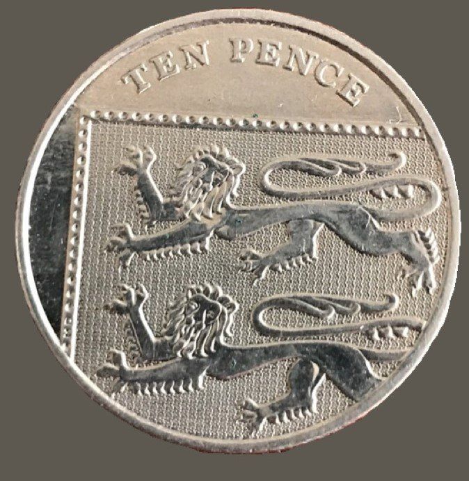 Tutti le monete: Divers Pieces  Monnaie de l'angleterre - voir description – Usato da Cully venduto da Forninho 4