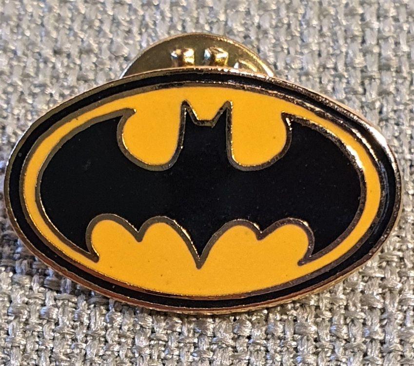 A110 Pin Warner Brothers Batman / TM & C DC Comics INC. 1984 | Kaufen ...
