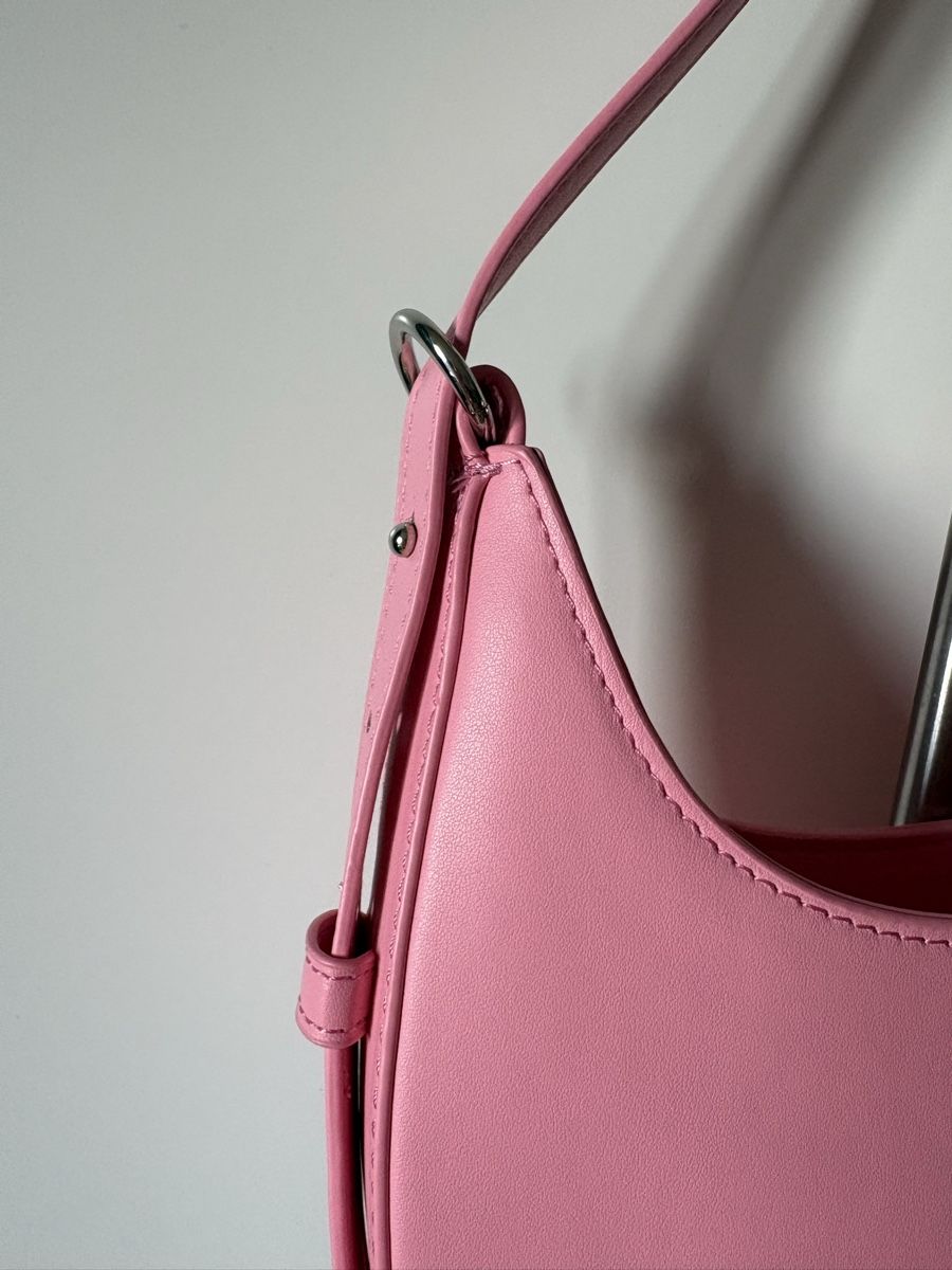 Borse da donna: Pink shoulder bag – Nuovo (secondo la descrizione) da St. Gallen venduto da KatieEugster 1