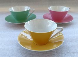 Vintage 6 Tassen und Untertassen -C26